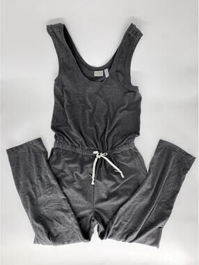 Zelle Jumpsuit Medium Grey String Tie Waist Sleeveless Ankle Length *Tiny Hole*